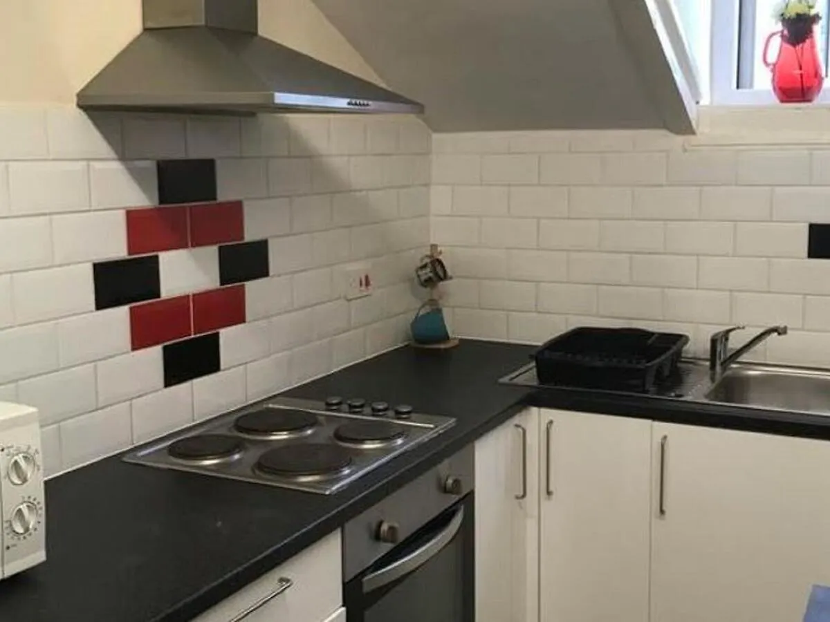 Contemporary Apartment In Manchester Near Tram Station